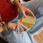 how to choose a tarot deck